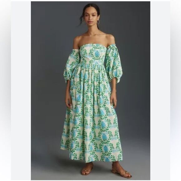 Anthropologie Dresses & Skirts - Anthropologie Let Me Be Long-Sleeve Printed Midi Dress